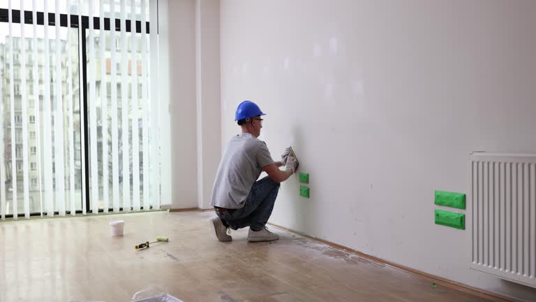 Best Water-Damaged Drywall Repair  in Sullivan Gardens, TN